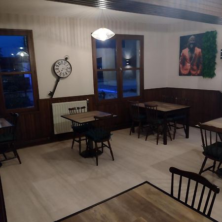 Auberge D'Ici Et D'Ailleurs Cressensac-Sarrazac المظهر الخارجي الصورة